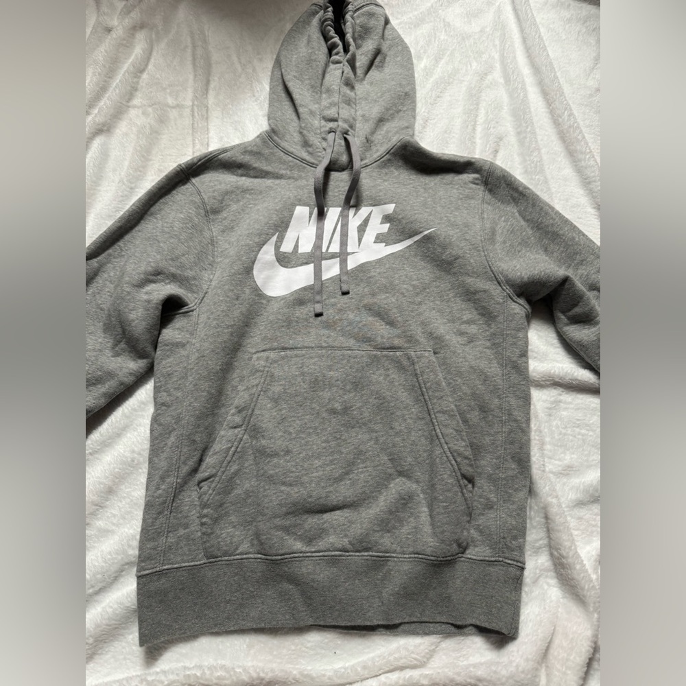 nike hoodie